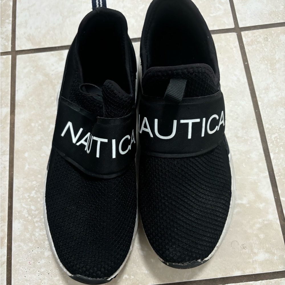 Nautica Sneakers (size 7.5)